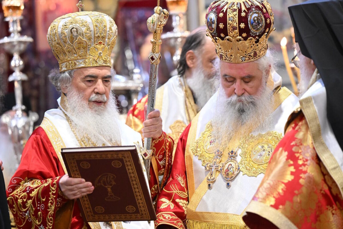Στιγμιότυπο από την χειροτόνηση του νέου Αρχιεπισκόπου Σινά Συμεών