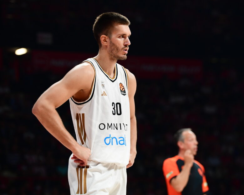 Dubai BC – Μπαρτσελόνα 83-78: Νίκη με κορυφαίους τους Πετρούσεφ και Μπέικον για τους Σαουδάραβες
