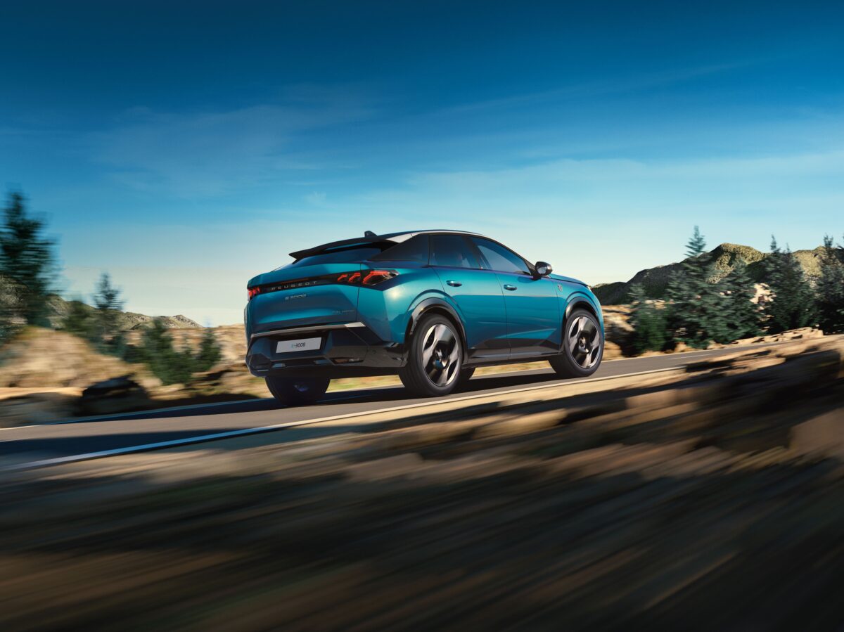 peugeot-3008-dual-motor