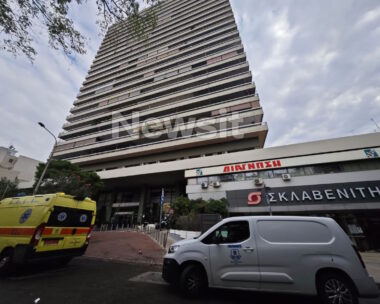 Αμπελόκηποι: Πυκνό μυστήριο για τη βουτιά θανάτου του 44χρονου από τον 24ο όροφο του πύργου «Απόλλων» – Περίμενε το δεύτερο παιδί του