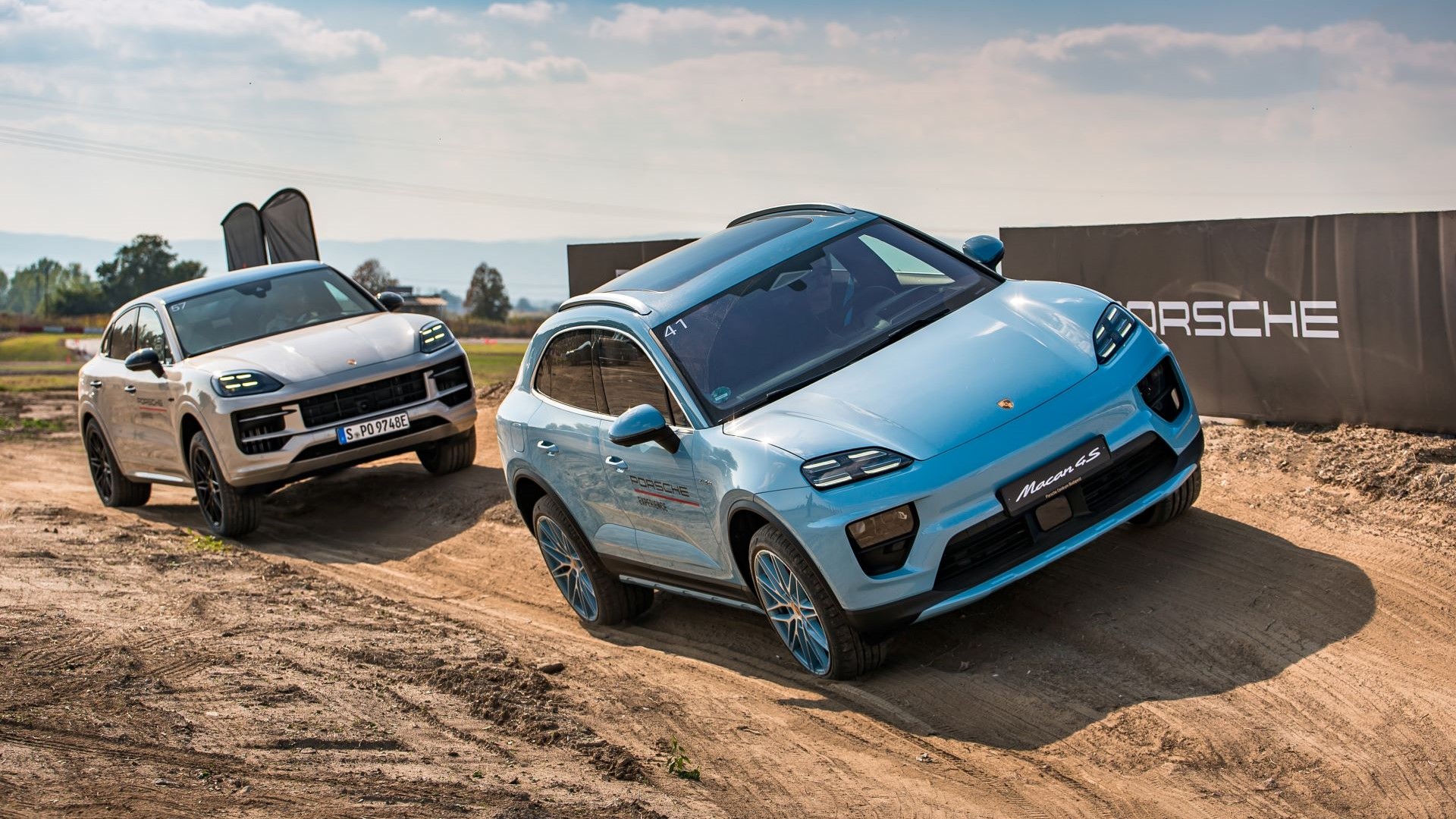 Στην πίστα των Σερρών με τη νέα Porsche 911 GT3