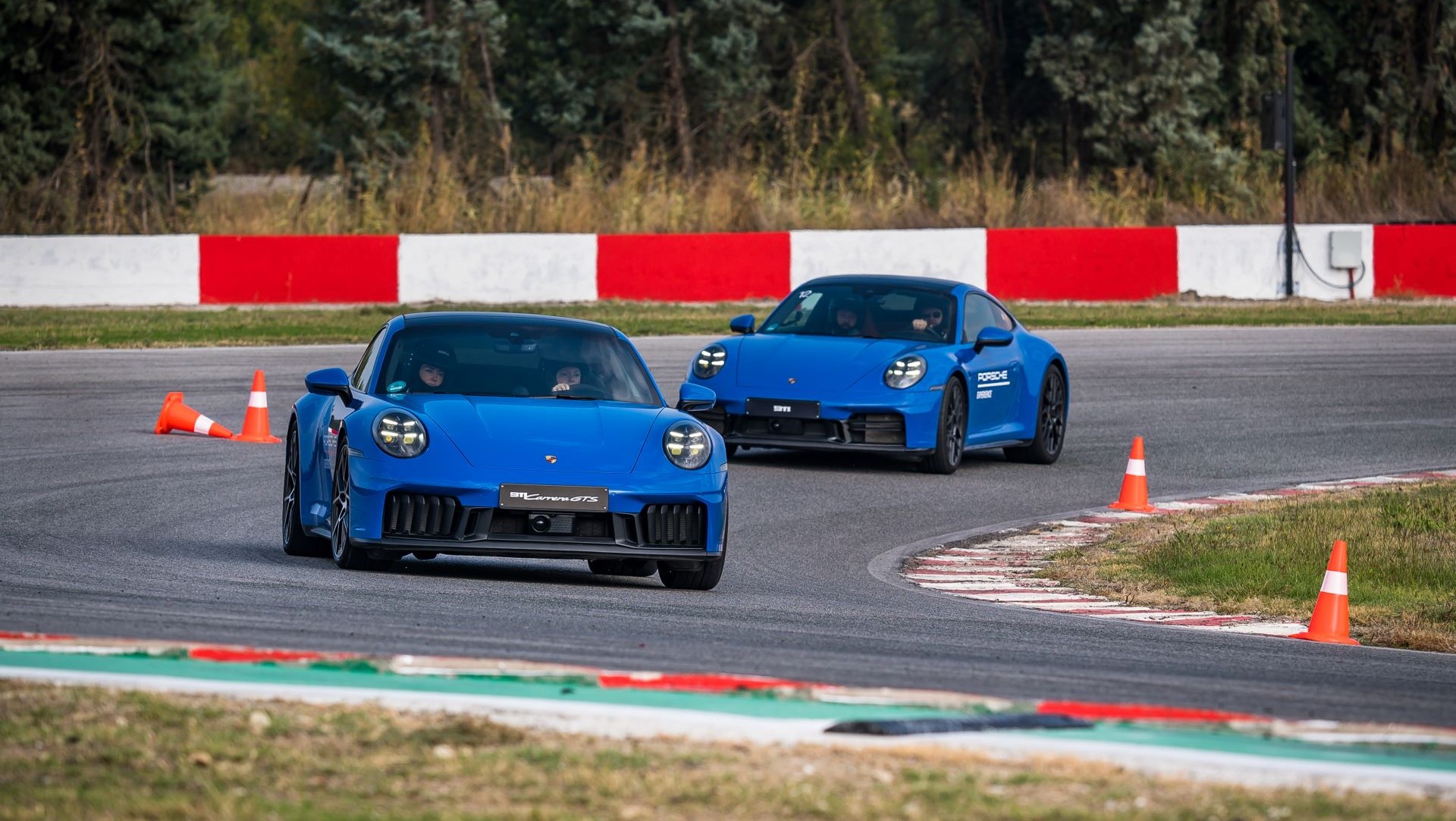 Στην πίστα των Σερρών με τη νέα Porsche 911 GT3