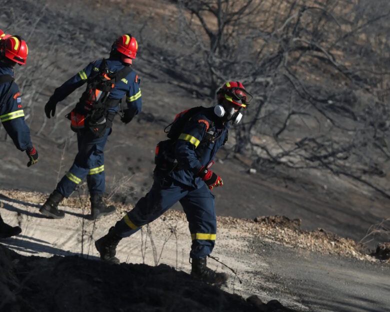 Ενισχύεται η πυροσβεστική με 4.500 επιπλέον μάχιμα στελέχη έως το 2026