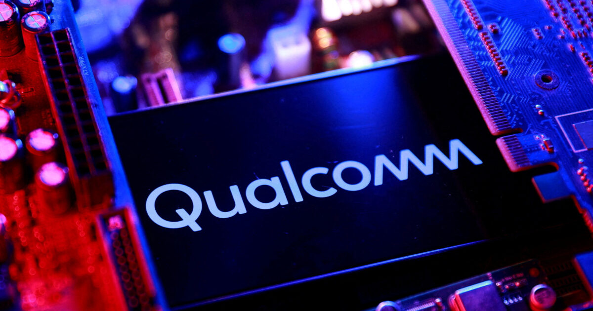 China launched an investigation against US Qualcomm for possible violation of laws against monopolies