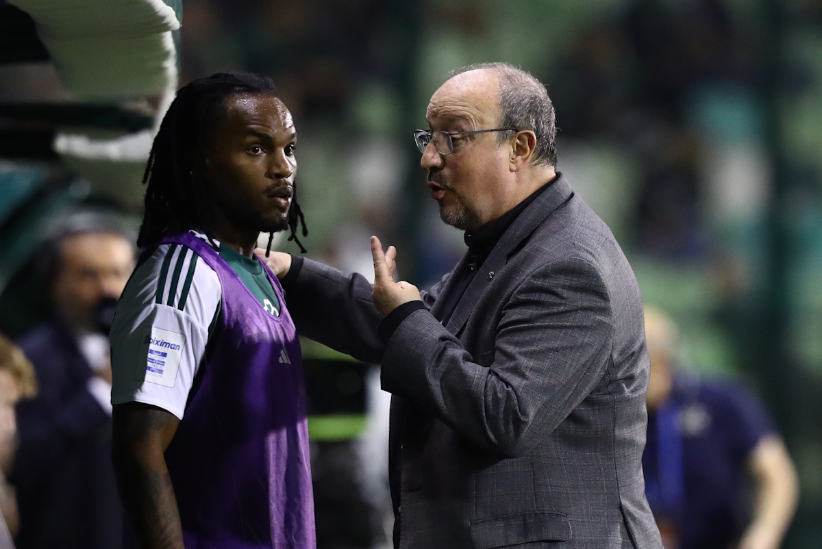 Ρενάτο Σάντσεθ και Ράφα Μπενίτεθ (ΦΩΤΟ Eurokinissi)