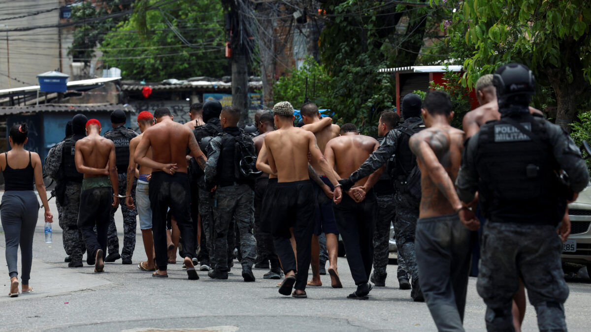 Δεκάδες μέλη της συμμορίας συνελήφθησαν