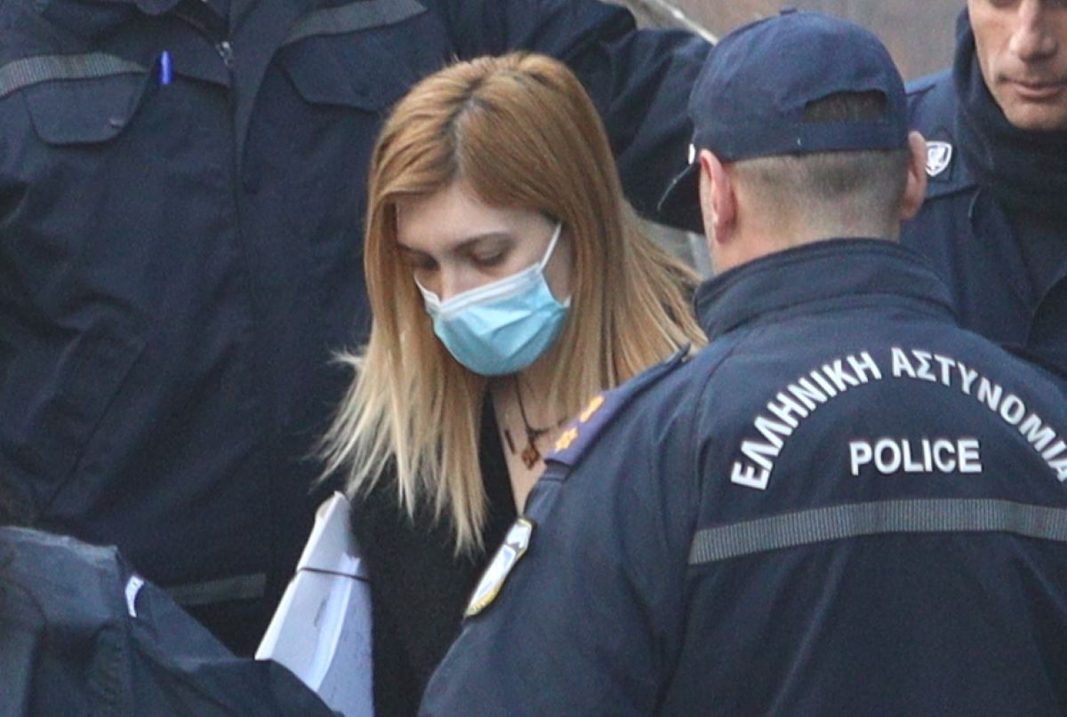 Η Ρούλα Πισπιρίγκου