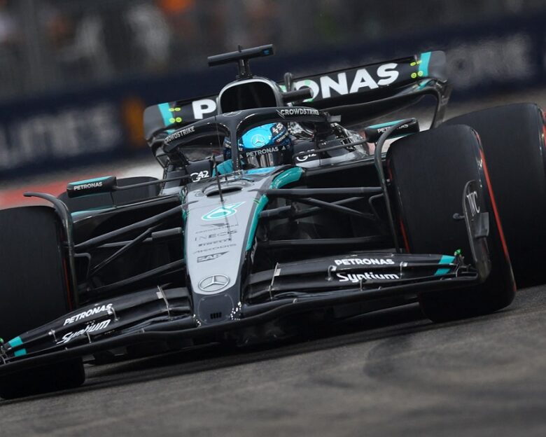 Formula 1: Ο Russell με Mercedes στην pole position στη Σιγκαπούρη