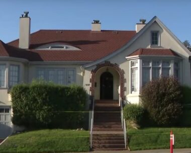 Το σπίτι όπου βρέθηκαν νεκρά τέσσερα μέλη μιας οικογένειας
