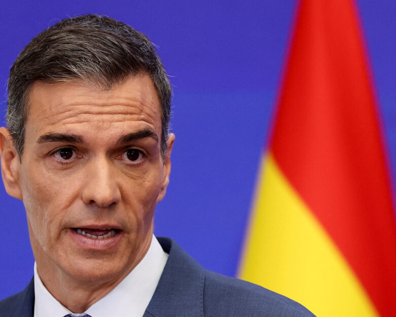 Ισπανία: Η κυβέρνηση Σάντσεθ σε κίνδυνο μετά τις απειλές απόσυρσης των Καταλανών συμμάχων της