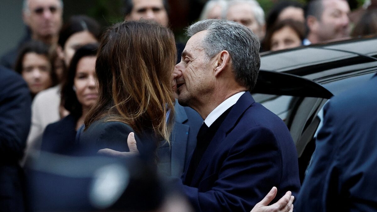Νικολά Σαρκοζί και Κάρλα Μπρούνι