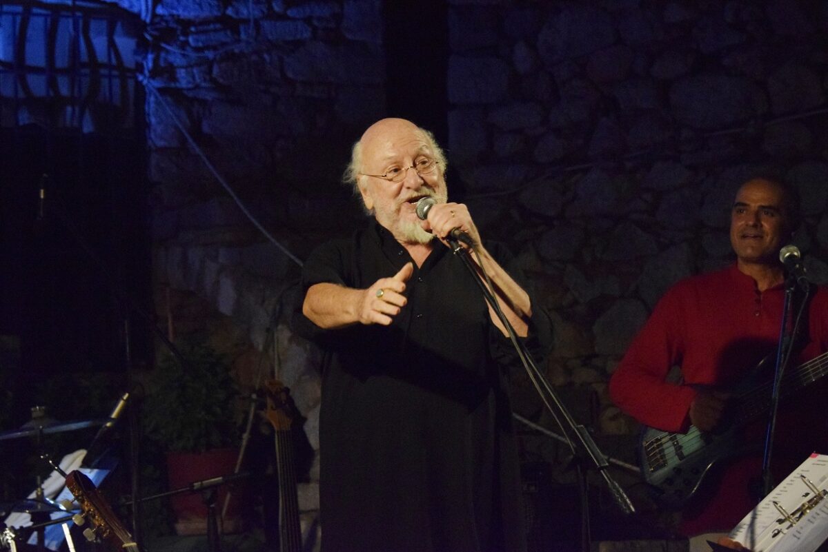 Διονύσης Σαββόπουλος