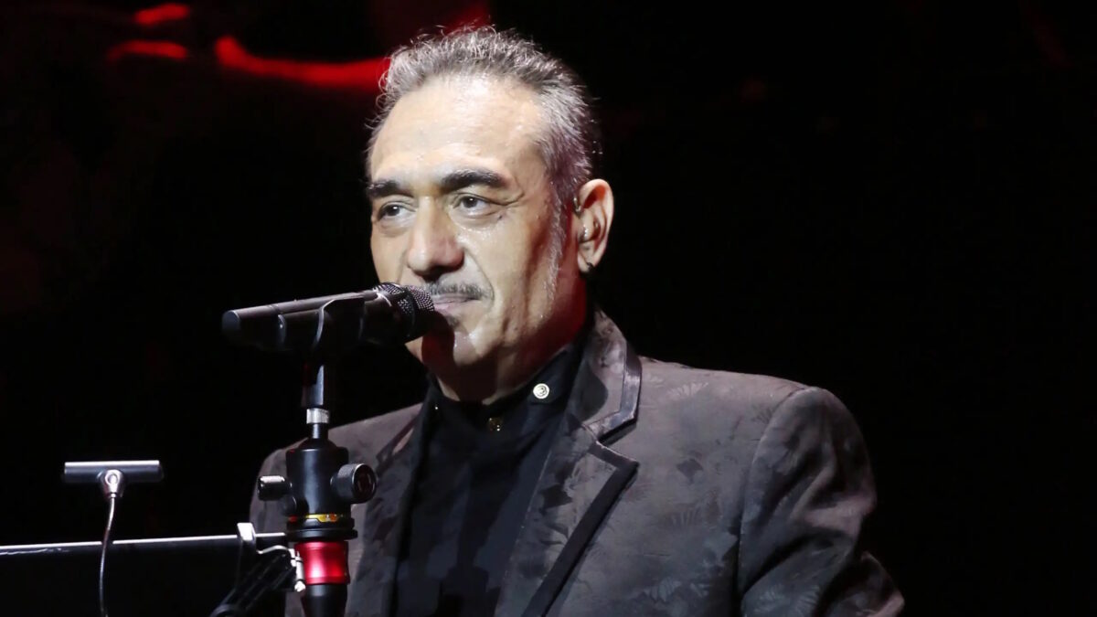 Νότης Σφακιανάκης
