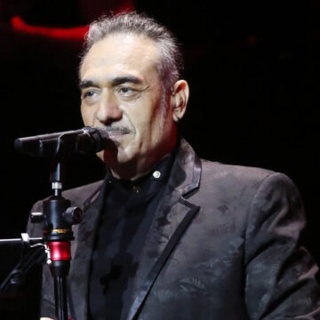 Νότης Σφακιανάκης