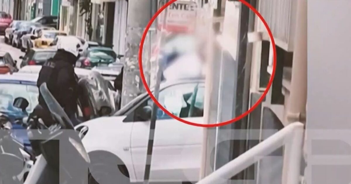 The moment of the 43 -year -old’s arrest who nailed with a fork over 100 times his pregnant partner