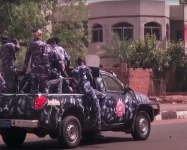 Ένοπλοι άνδρες στο Νότιο Σουδάν