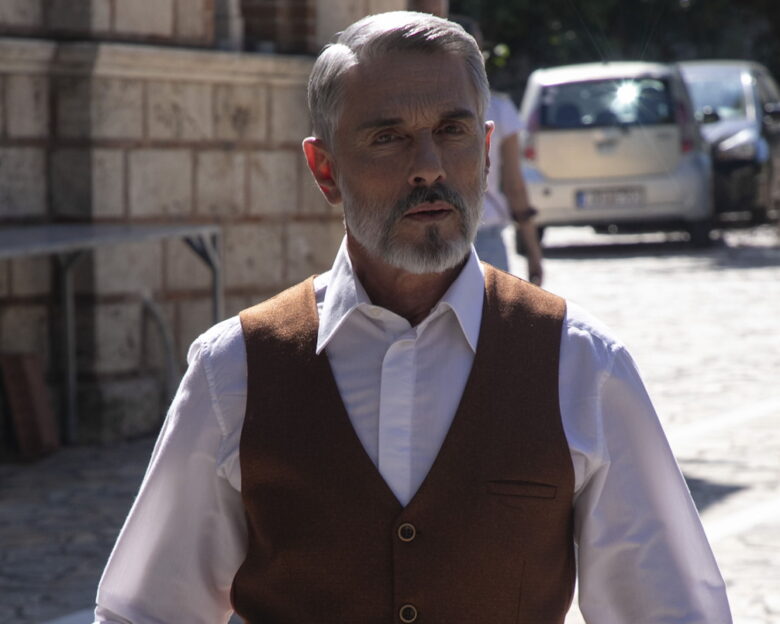 Σταύρος Ζαλμάς: «Αναγκάστηκα να πάω σε δημόσιο νοσοκομείο, έκανα εξετάσεις για το AIDS και τις πήγα στον διευθυντή του MEGA»