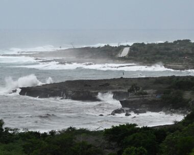 Ο τυφώνας Melissa χτυπά την Κούβα