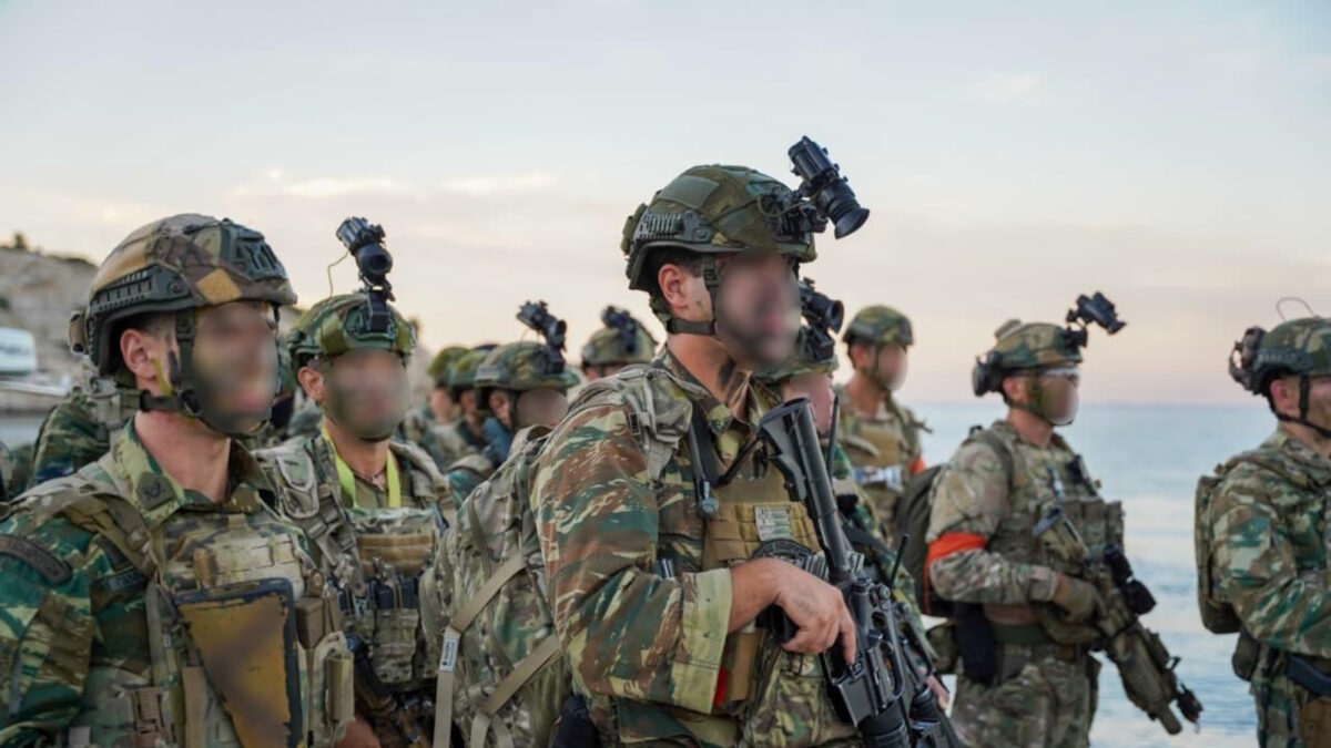 Στρατιωτικοί