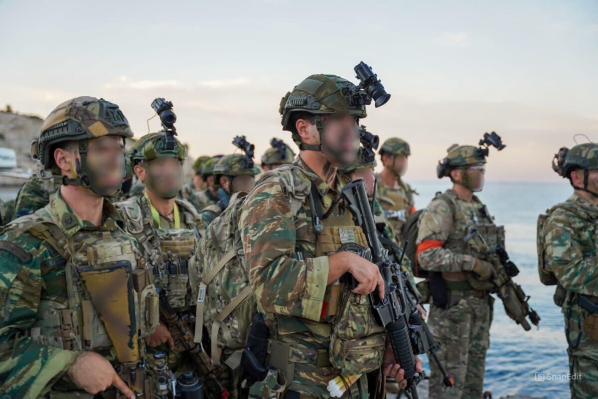 Στρατιωτικοί