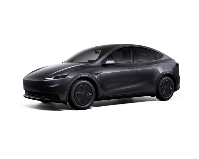 Tesla: Το Model Y Standard με 40.970 ευρώ