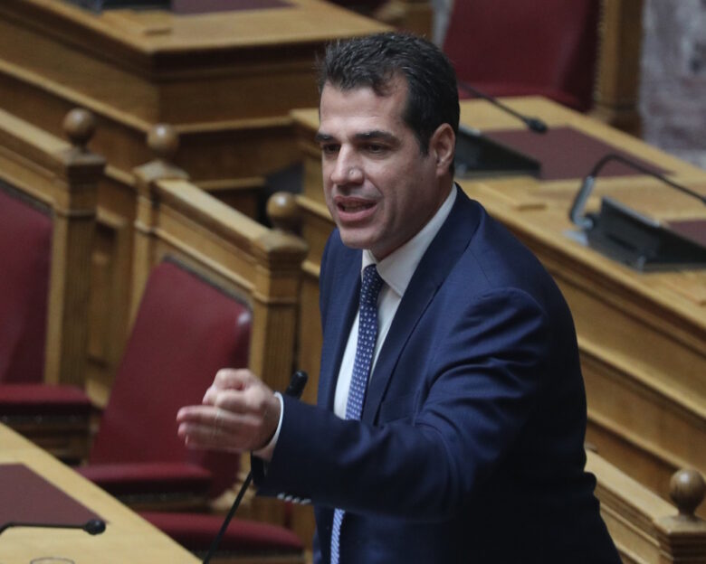 Επική ατάκα Πλεύρη για Κωνσταντοπούλου: «Και για αναπαραγωγή πέστροφας να μιλούσαμε θα πήγαινε κόντρα»