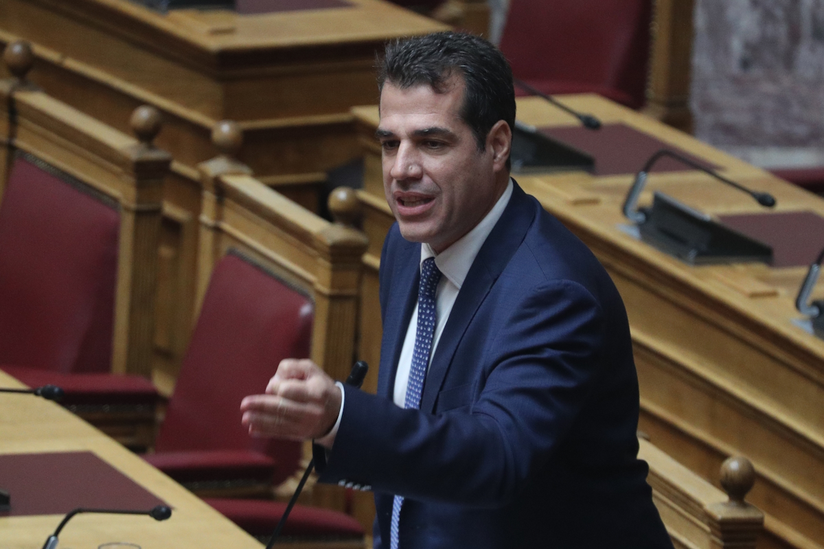 Θάνος Πλεύρης