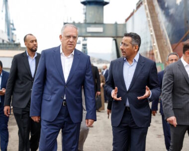 Ο Τάκης Θεοδωρικάκος και ο Bandar Ibrahim Alkhorayef