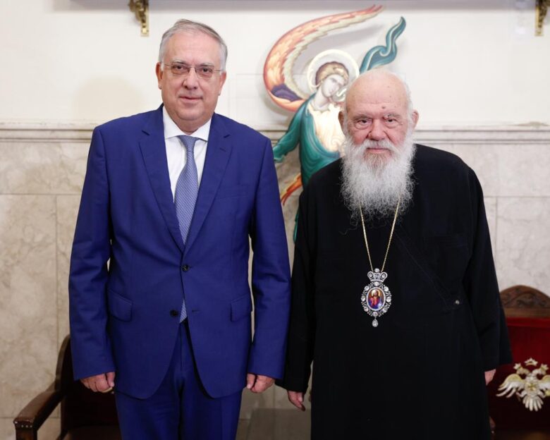 Συνάντηση Θεοδωρικάκου – Ιερώνυμου για την κοινωνική συνοχή και την ανάπτυξη