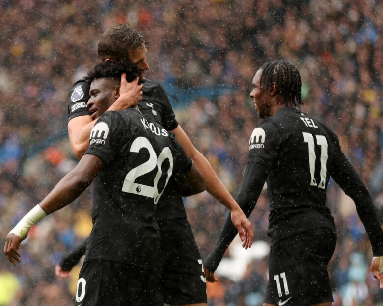 Λιντς – Τότεναμ 1-2: Πλησίασαν την κορυφή της Premier League τα «σπιρούνια»
