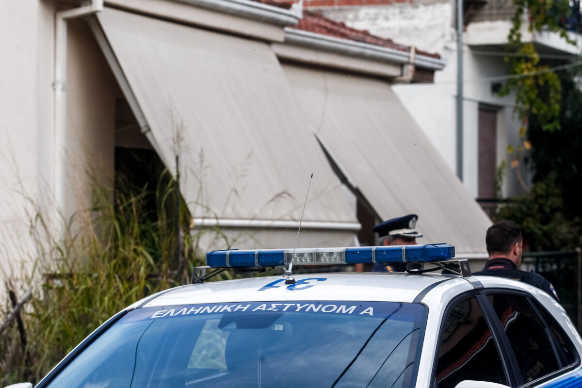 Δολοφονία 54χρονης γυναίκας από τον 18χρονο γιό της στα Τρίκαλα.
