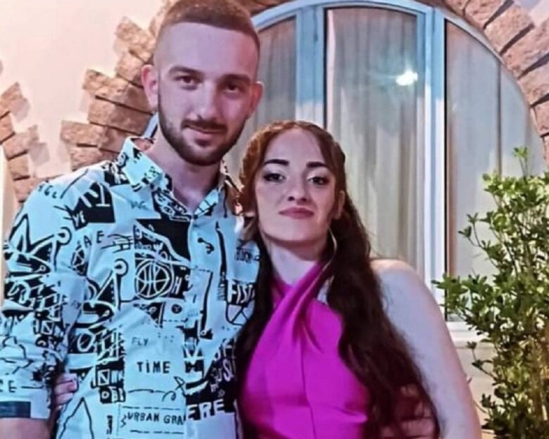 «Ραγίζει» καρδιές η μητέρα των δυο παιδιών που σκοτώθηκαν σε τροχαίο στο Αγρίνιο – «Ο φονιάς είναι έξω»