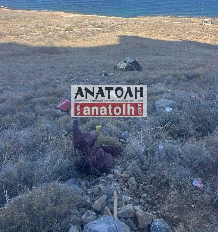 Το αυτοκίνητο που έχει πέσει στον γκρεμό