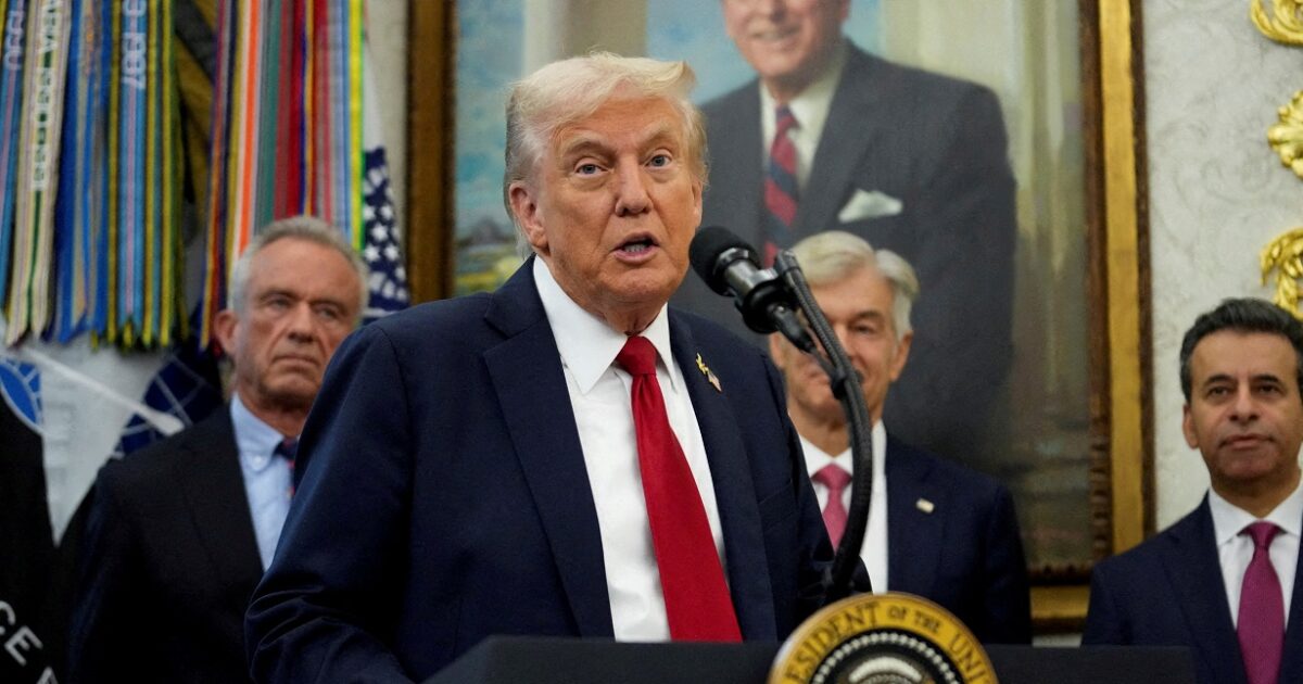 Trump: “I have no opinion on the solution of two states – I will accept what Israel and Hamas agreed”