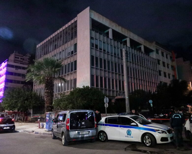 H «Σύμπραξη Αναρχικών και Κομμουνιστών» ανέλαβε την ευθύνη για τα γκαζάκια σε παράρτημα του υπουργείου Αγροτικής Aνάπτυξης