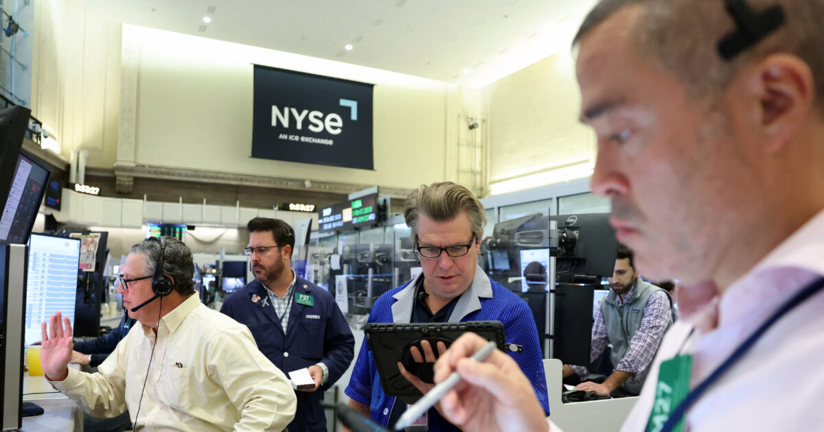 Wall Street: In a new S&P 500 record and Nasdaq