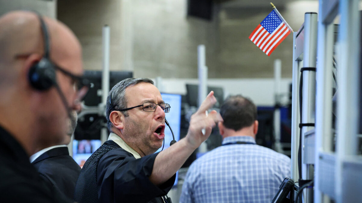 Αναλυτές στη Wall Street