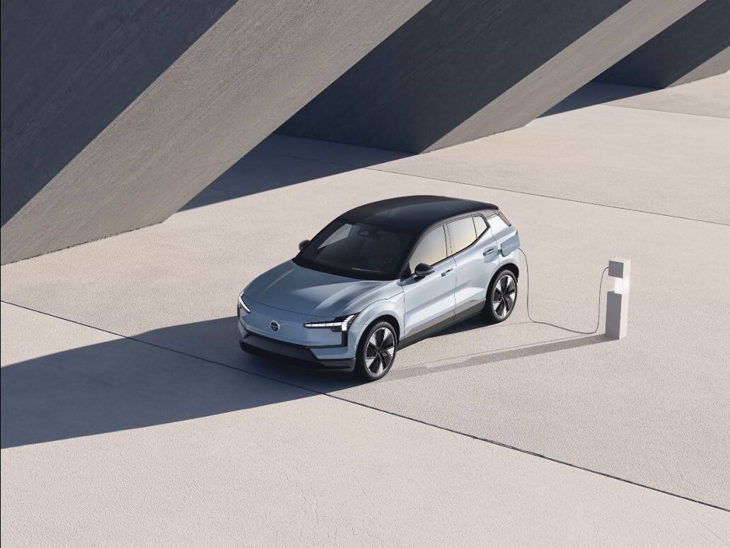 volvo-cars-and-vattenfall-partner-to-offer-free-charging-initiative