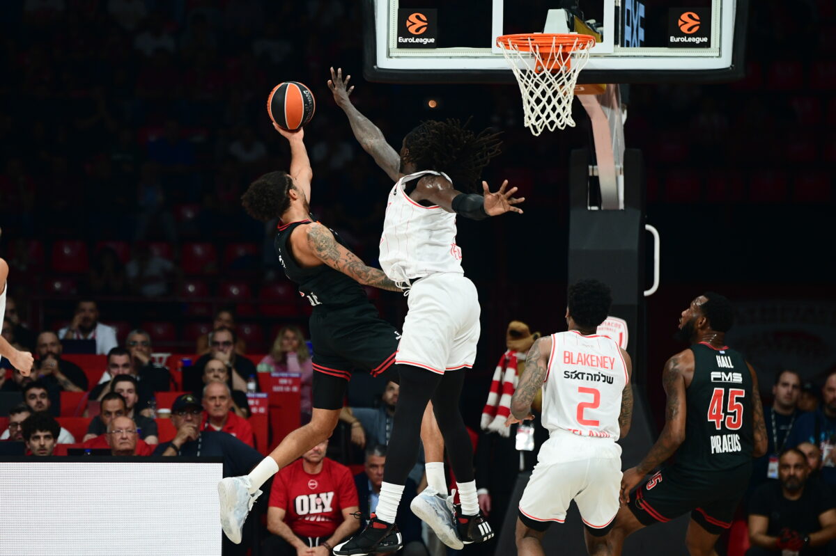 Ο Γουόρντ κόντρα στη Χάποελ (KLODIAN LATO