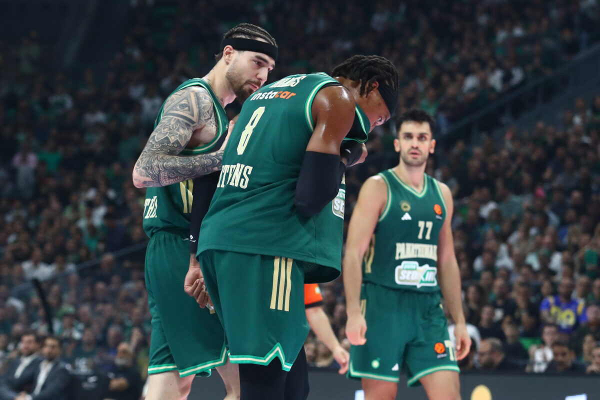 Ο Χολμς αποχωρεί από το Παναθηναϊκός - Μακάμπι (ΜΑΡΚΟΣ ΧΟΥΖΟΥΡΗΣ