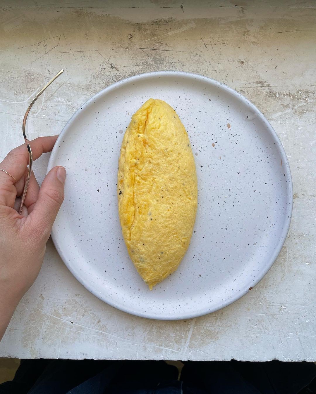 Ανάμεσα στα πιάτα του πρωινού, πρωταγωνίστρια αναδεικνύεται η french omelette