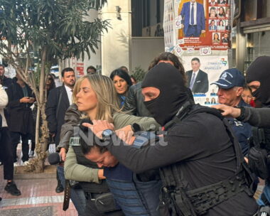 Η 46χρονη που δολοφόνησε την πεθερά της στη Σαλαμίνα