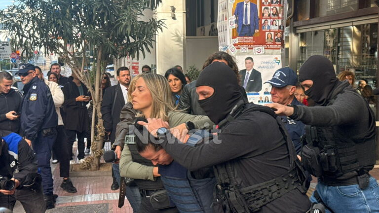 Η 46χρονη που δολοφόνησε την πεθερά της στη Σαλαμίνα