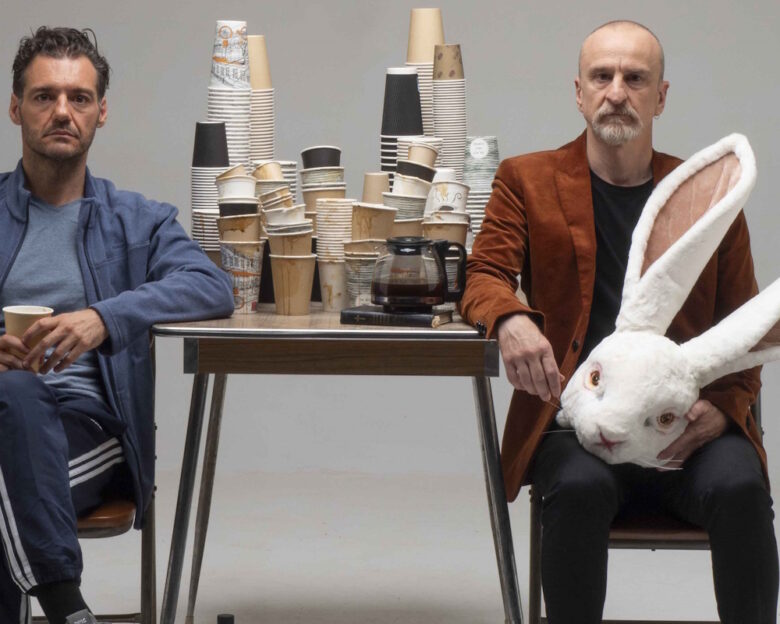 Το «5ο βήμα» κάνει πρεμιέρα στο θέατρο Μικρό Χορν τη Δευτέρα 24 Νοεμβρίου