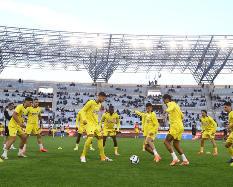 ΟΦΗ – ΑΕΚ live για τη 10η αγωνιστική στη Super League