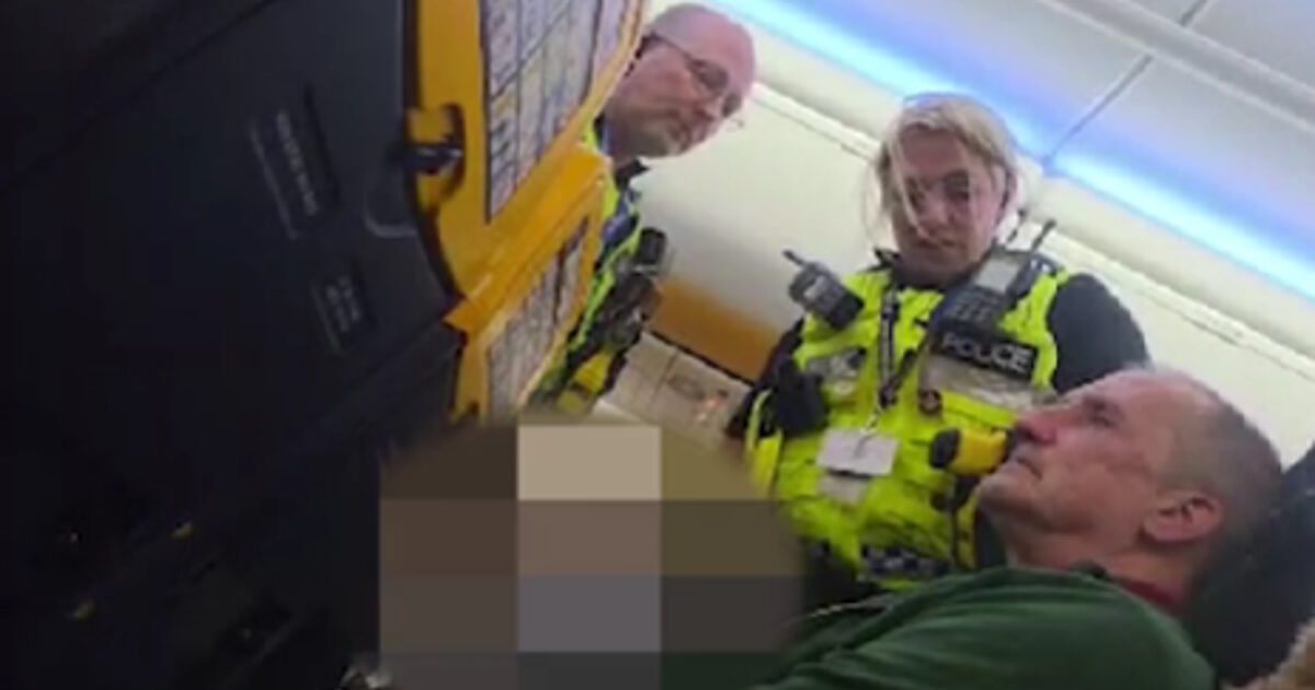 Britain: Drunk passenger wreaked havoc and prevented plane from landing – Attacked police officers