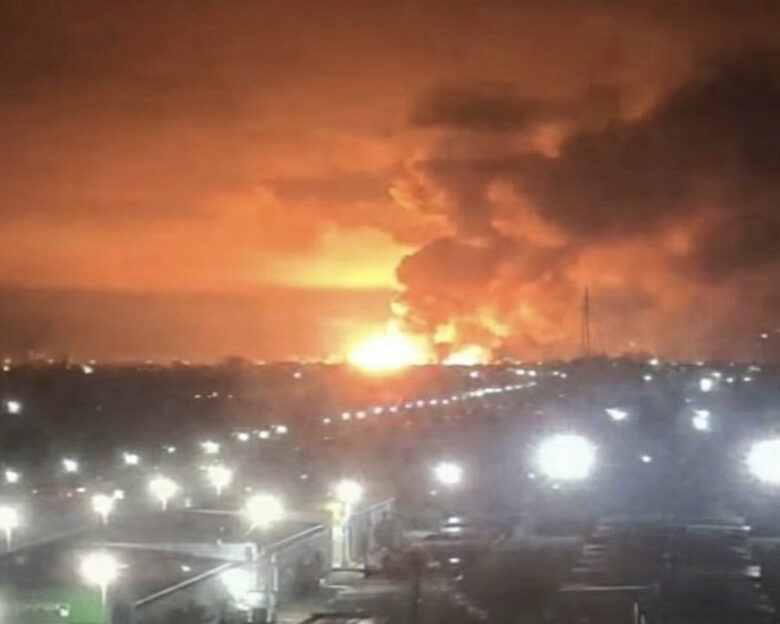 Ρωσία: Εκρήξεις και φωτιά στο διυλιστήριο Αφίπσκι από επιδρομή ουκρανικών drones – Έκλεισε πετρελαϊκή εγκατάσταση στο Νοβοροσίσκ