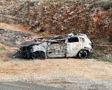 Γιάννης Λάλας: Αυτό είναι το αυτοκίνητο που χρησιμοποίησαν οι δολοφόνοι με τα καλάσνικοφ – Του έβαλαν φωτιά και εξαφανίστηκαν