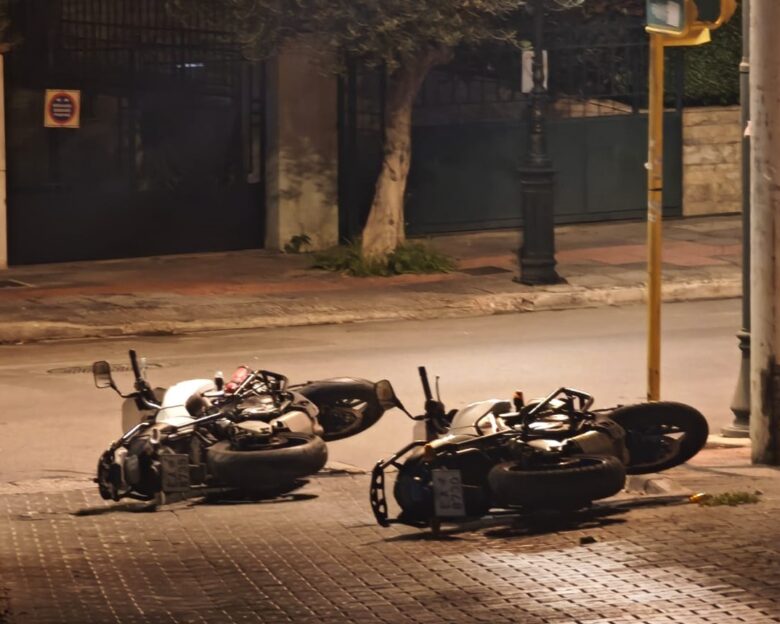 Άγιος Δημήτριος: 4 διαρρήκτες τραυμάτισαν αστυνομικούς κατά τη διάρκεια καταδίωξης – Ανθρωποκυνηγητό για τον εντοπισμό τους