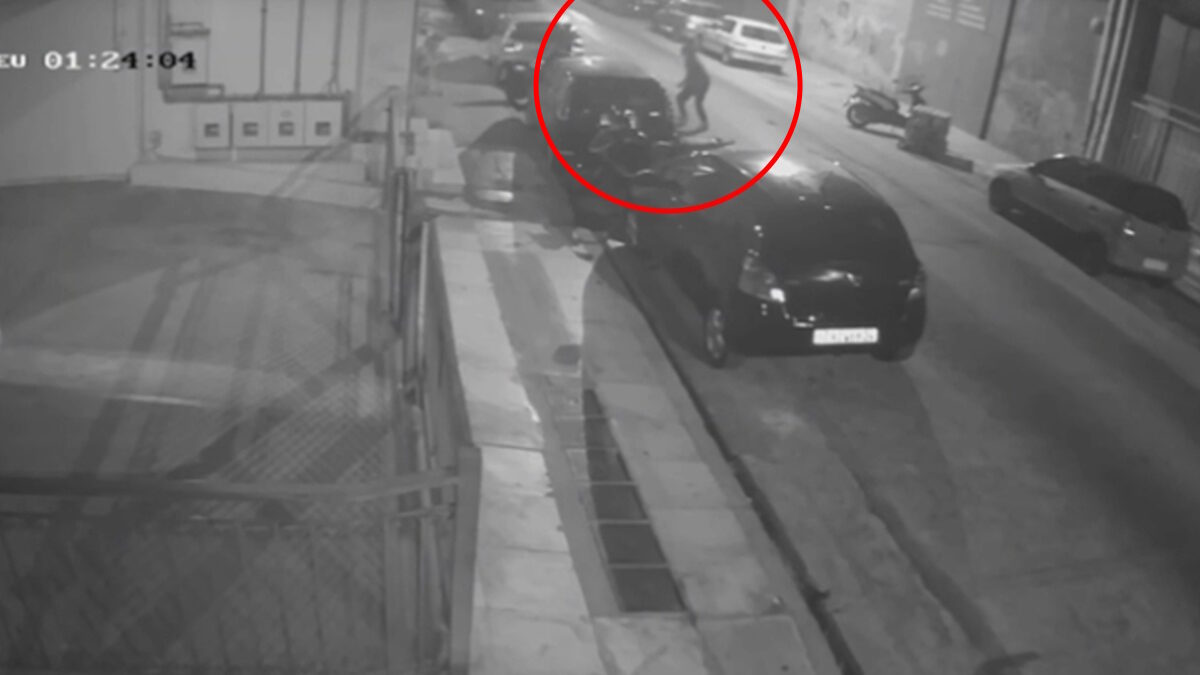 Άγιος Παντελεήμονας: Συνελήφθη ο δράστης που πέταξε χειροβομβίδα σε καφετέρια – Βίντεο η στιγμή της ρίψης